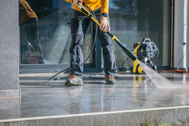 Best Sidewalk and Walkway Cleaning  in Bellville, TX
